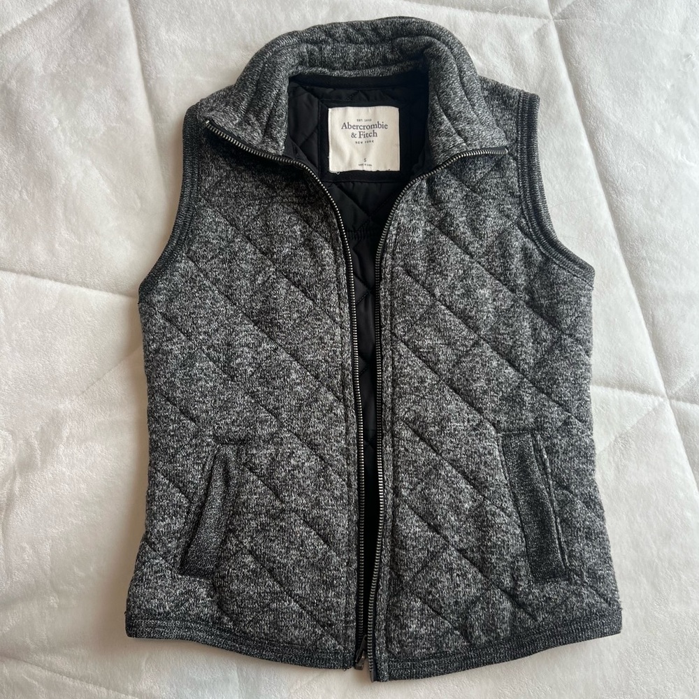 Abercrombie and Fitch Quilted Vest